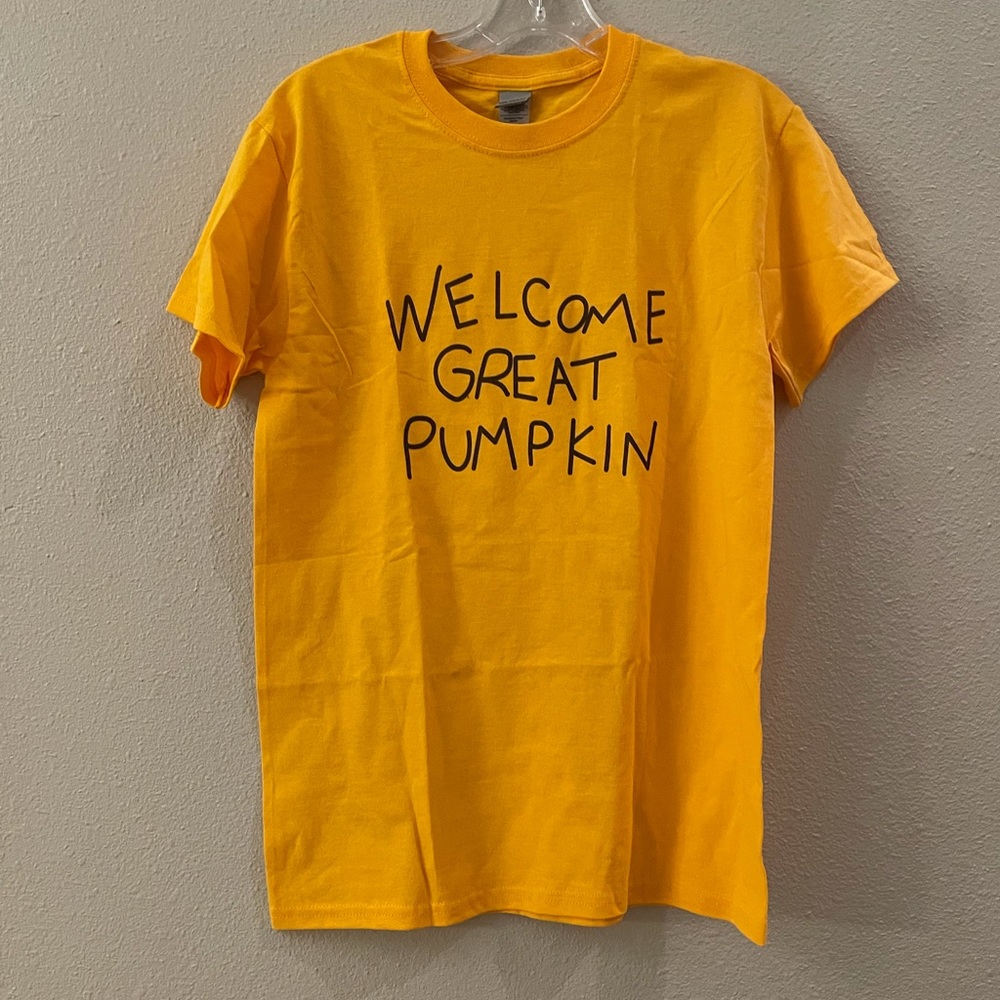Charlie Brown Welcome Great Pumpkin Tee Shirt